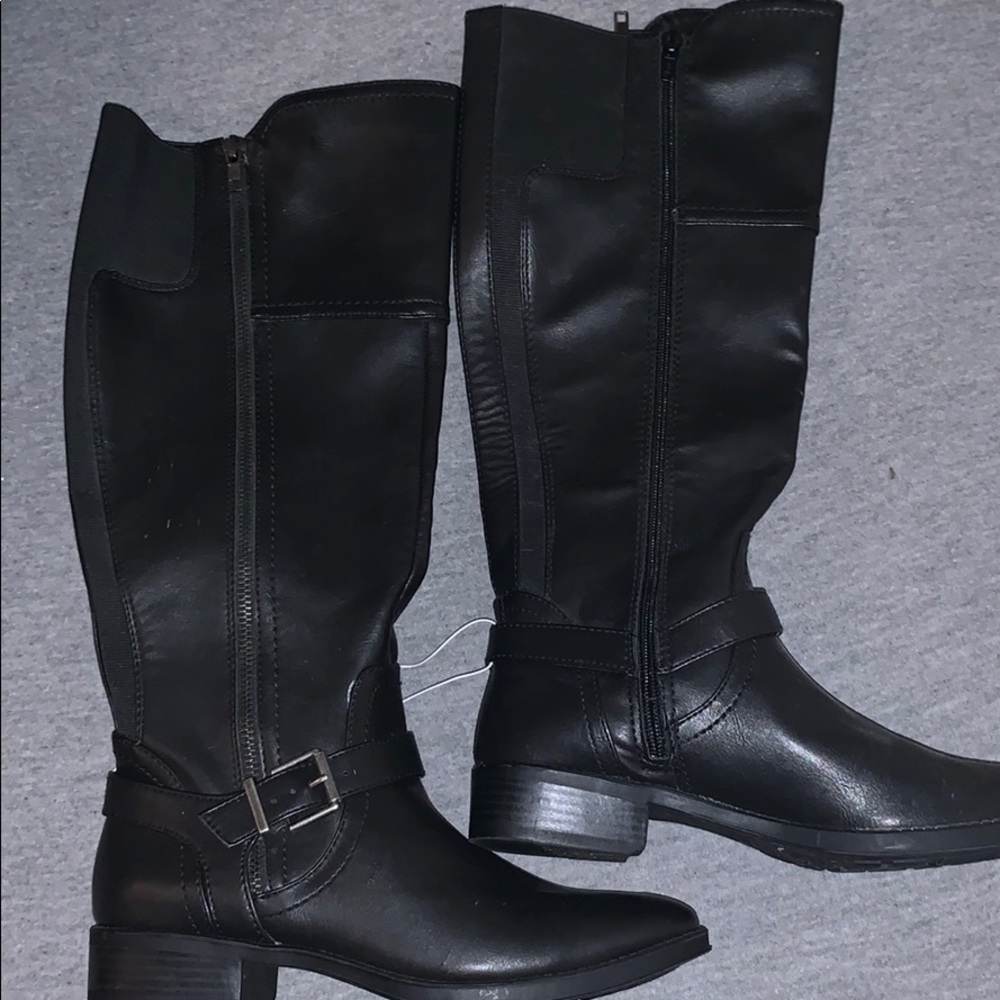 Black Tall Leather Boots